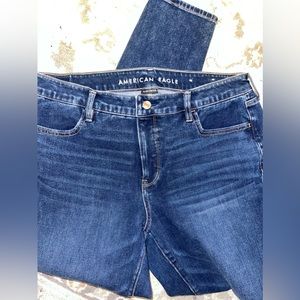 American Eagle Skinny Jegging